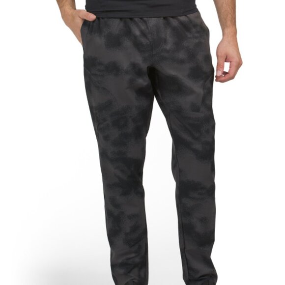 NEW UNDER ARMOUR Unstoppable Tapered Pants for men Jet Gray 267mn - Picture 1 of 2